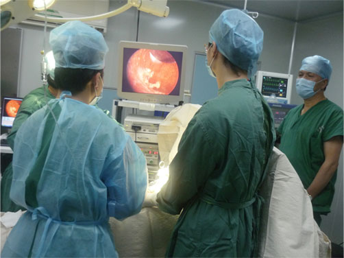 而云南结石病医院就敢于开创性推出直播保胆取石手术,让患者的亲朋
